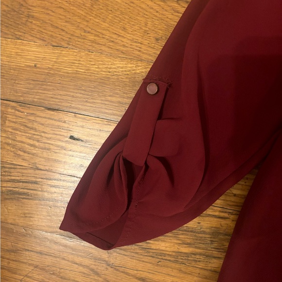 Simple Dark Red/Burgundy Nice Top - Picture 2 of 4